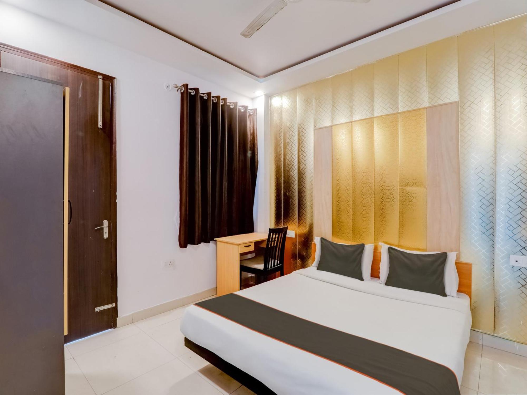 Super Collection O Kiara Guest House Лакнау Екстериор снимка